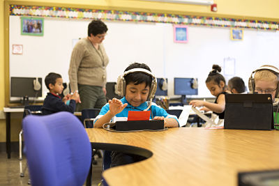 Read more about the article PPS announces Pilot Schools for TechSmart 3rd Grade Reading grant